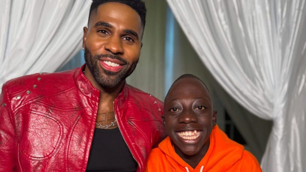 Tenge Tenge shares stage with Jason Derulo in Lusaka, Zambia